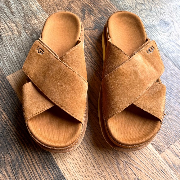 UGG Shoes - UGG sugar sole sandals